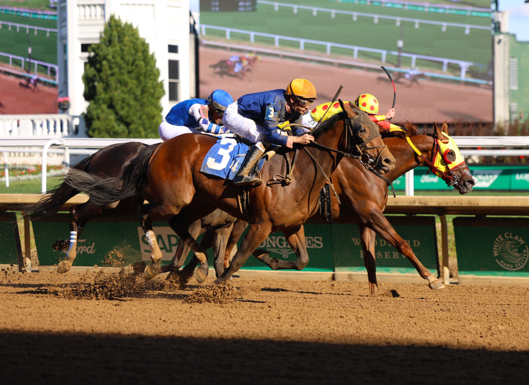 Opening night races April 26.JPG